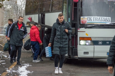 "Мотор" - СК "Полтава": команда вже на стадіоні