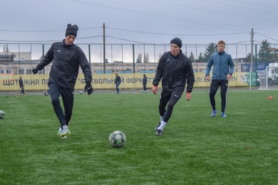 Перевірили сили у двосторонці. ВІДЕО
